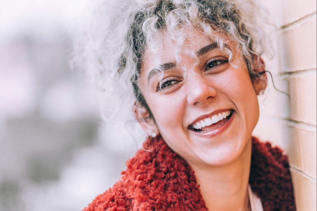 KS-Fogszabalyozo-studio-lathatalan-fogszabalyozas